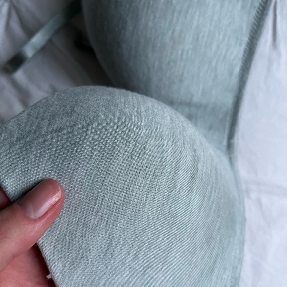 34B La Vie en Rose lightly lined seamless jersey bra - Picture 2 of 9